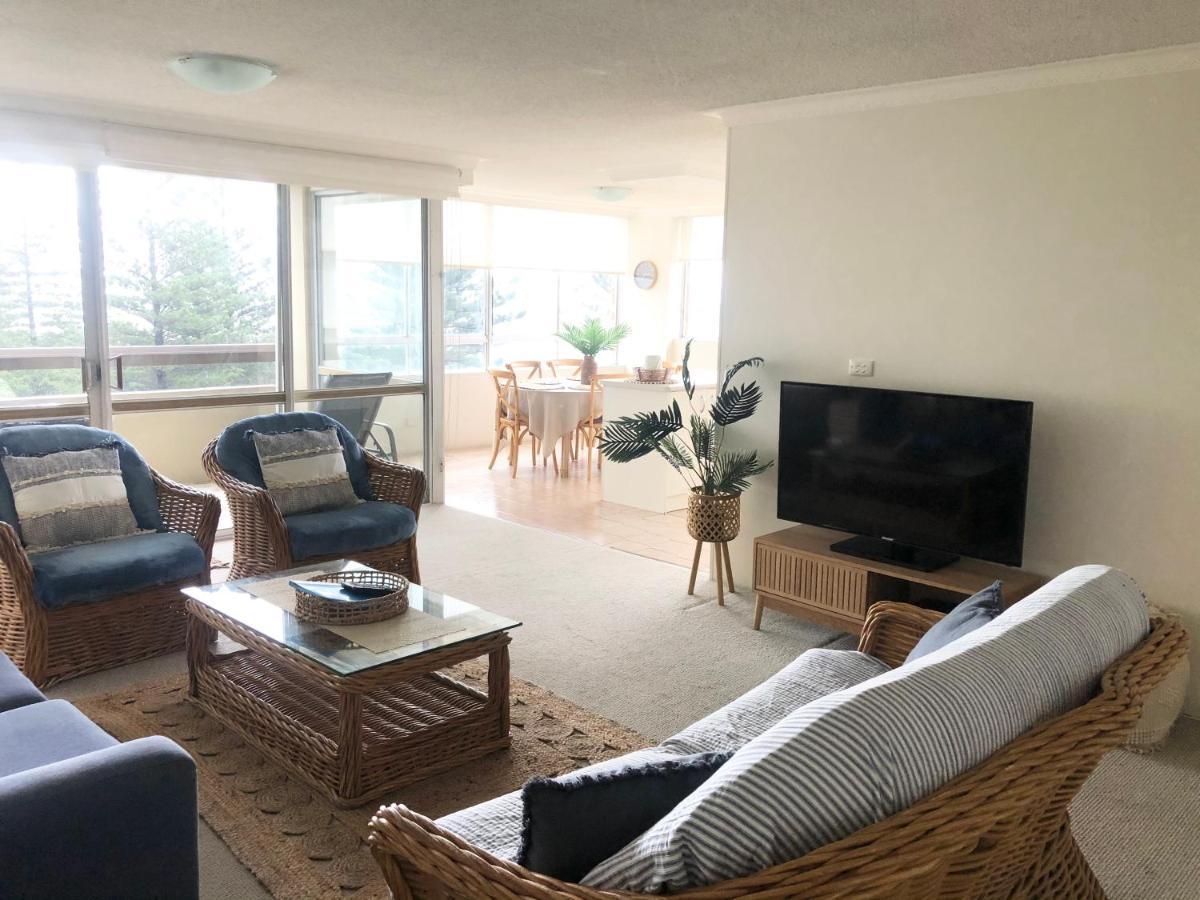 Oceania On Burleigh Beach ゴールドコースト エクステリア 写真