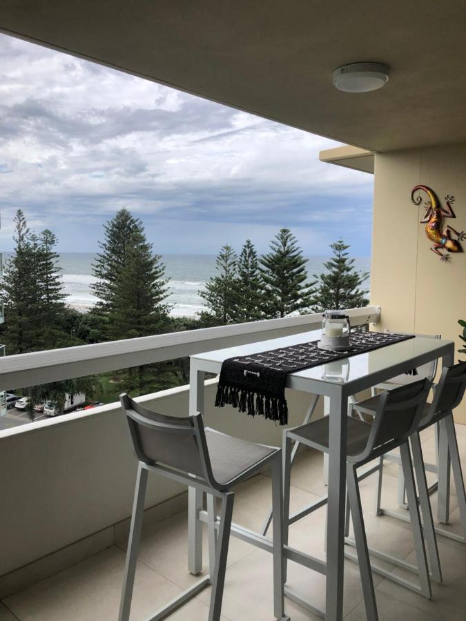 Oceania On Burleigh Beach ゴールドコースト エクステリア 写真