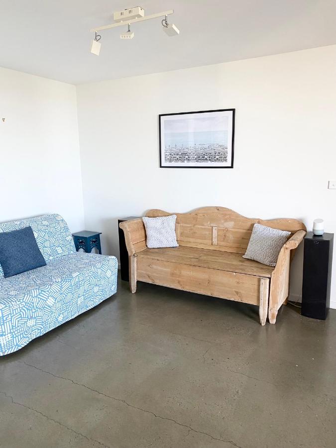 Oceania On Burleigh Beach ゴールドコースト エクステリア 写真